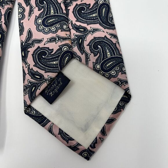 Jarrod’s Tie, 100% Silk, Made By Hand, Printed In England, Pink & Navy Paisley - Picture 6 of 14